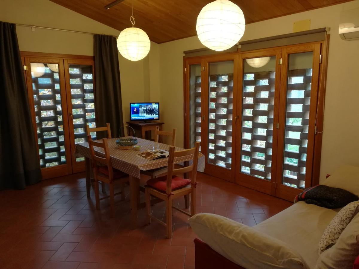 Il Fienile Della Farnia Apartment ปิสโตยา ภายนอก รูปภาพ